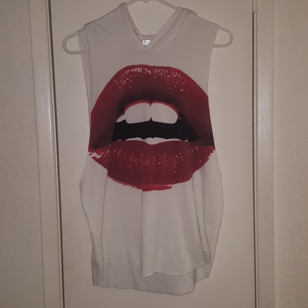 Cut off shirt.